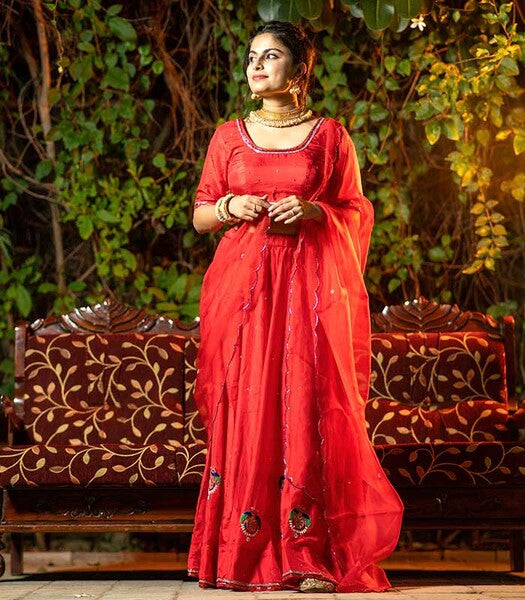 Manikya Lehenga Set