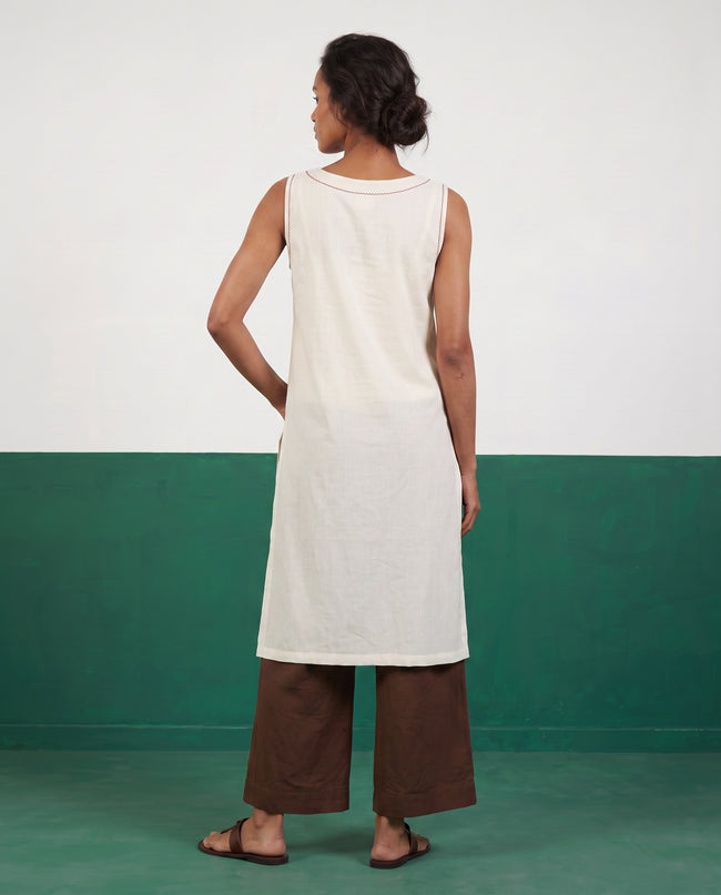 Ivory & Earth Embroidered Kurta & Culotte Set - View 2