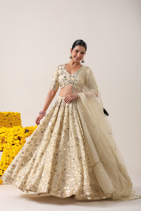 Chaandani Lehenga Set
